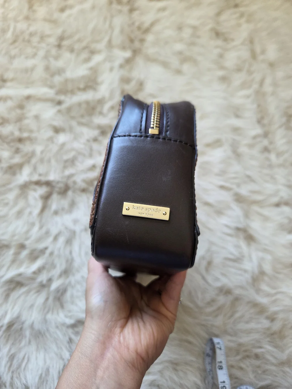 kate spade teal brown woodgrain car-shaped wristlet clutch